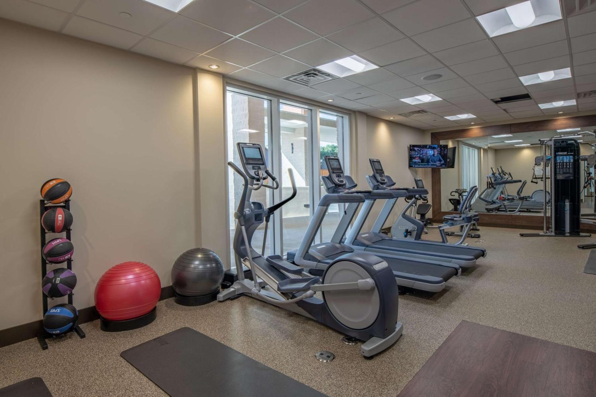 Hilton Garden Inn Dallas At Hurst Conference Center מראה חיצוני תמונה
